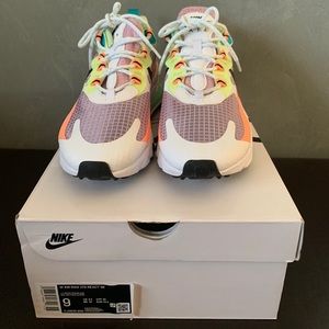 Nike AirMax 270 React | Translucent Pink/Multi